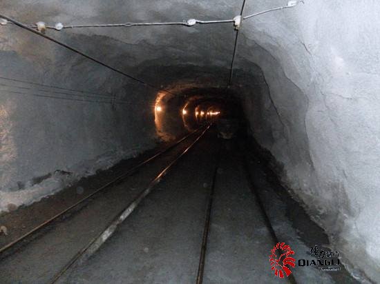 煤礦井下主要運輸線路軌道鋪設(shè)量應(yīng)滿足什么？