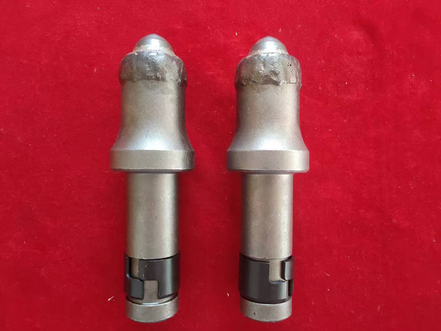 礦山機(jī)械的“牙齒”究竟是什么？