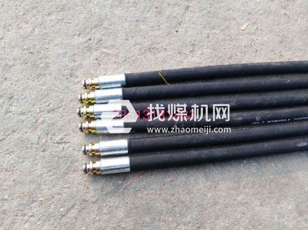 廠價(jià)供應(yīng)鋼絲編織高壓膠管