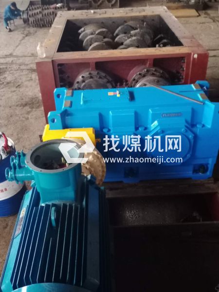強力破碎機