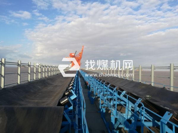 DSJ100/100/2×220帶式輸送機現(xiàn)貨直供，DSJ礦用可伸縮皮帶機型號全