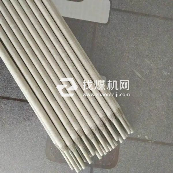 推薦使用專用焊接耐磨焊條，如TH945焊接耐磨板焊條 免預(yù)熱焊接